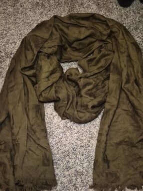 Pendleton Lightweight Olive Green Scarf